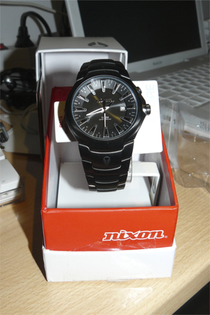 nixon venture all black